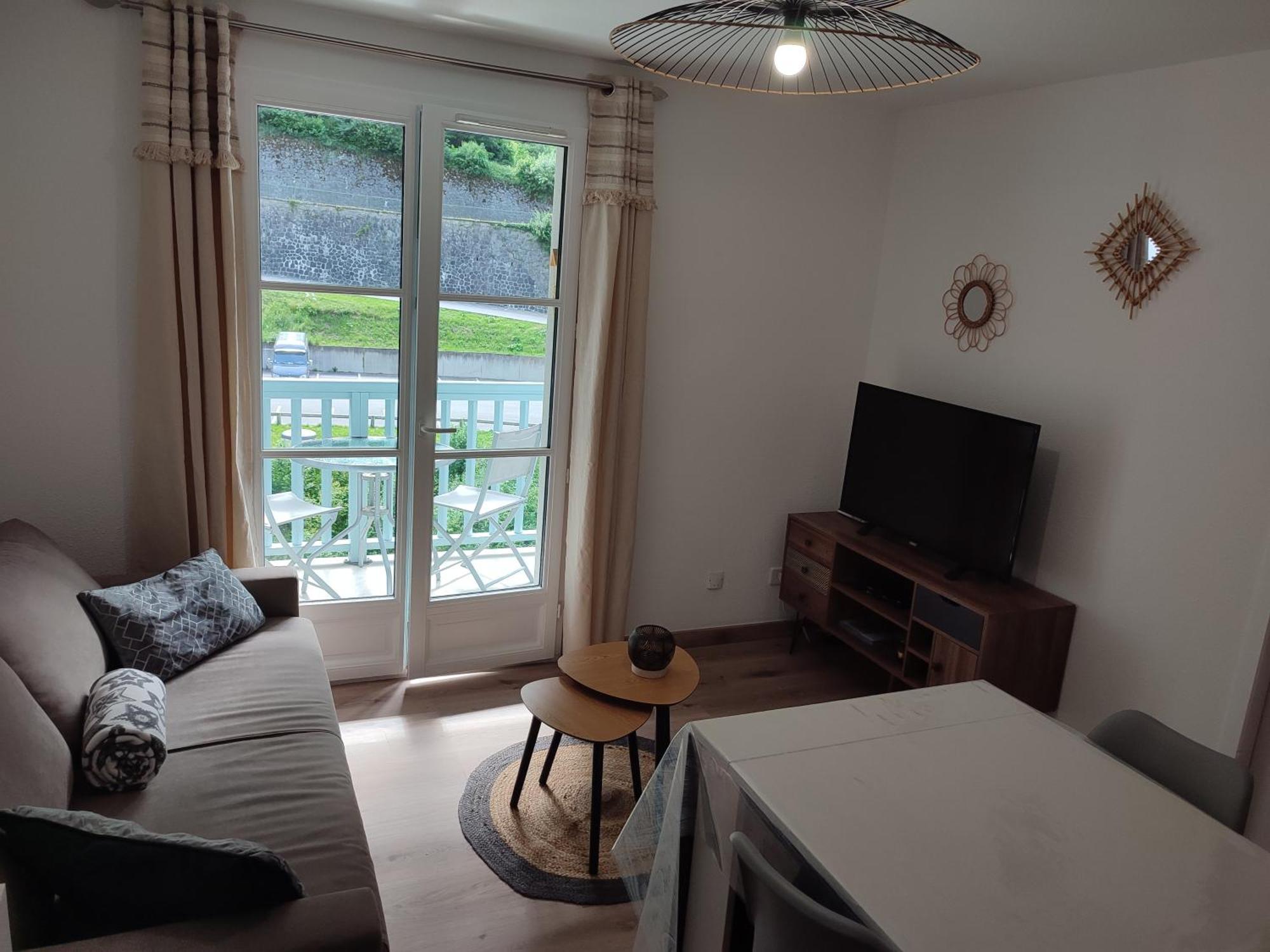 Charmant Appartement 4 Pers,Vue Montagne Avec Parking Prive Et Balcon Cauterets Extérieur photo